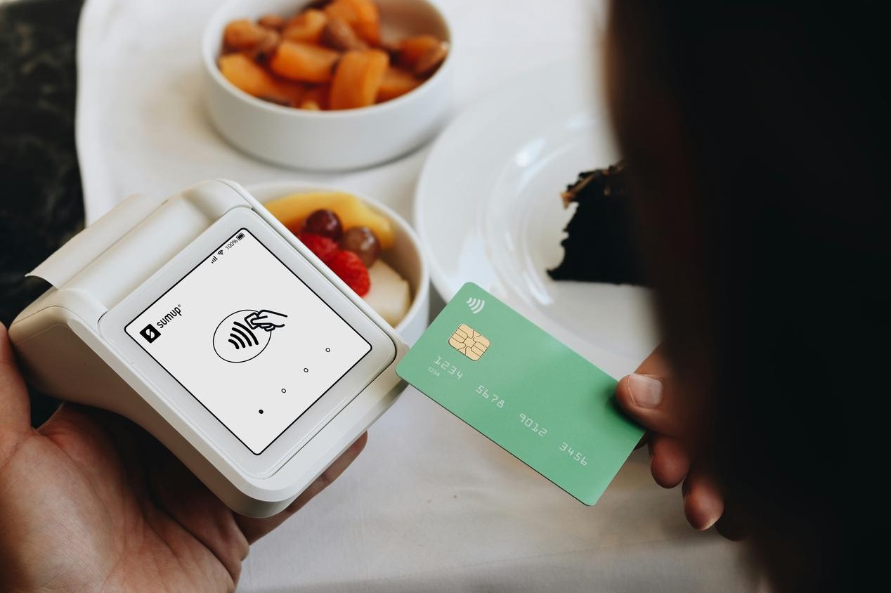 Employee Card Service